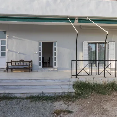 Dora's House
